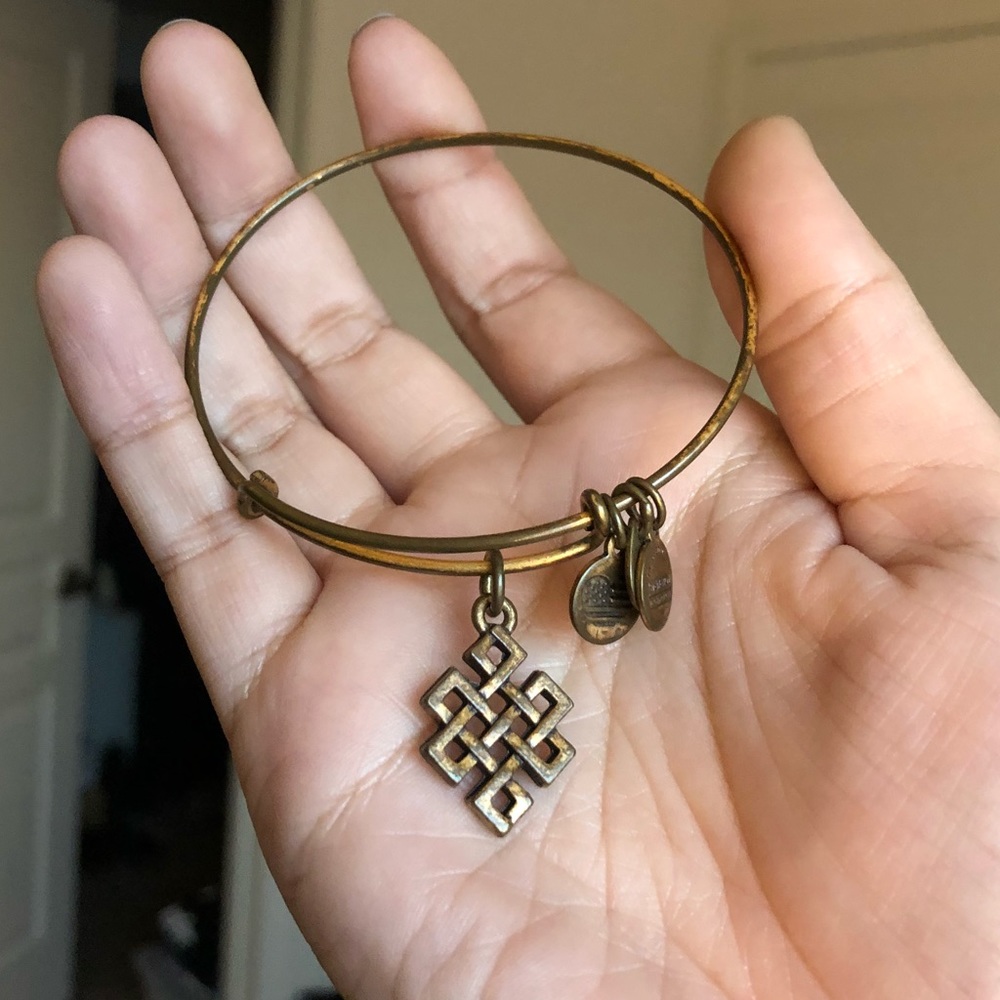 Alex and Ani • Endless knot bangle
